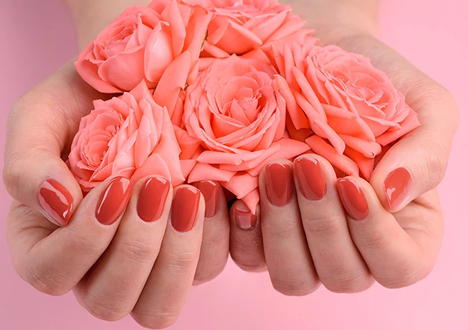 Műköröm, hírlevél