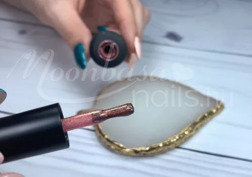 Lac gel Magic TOP 5ml #460 rosu măr deschis