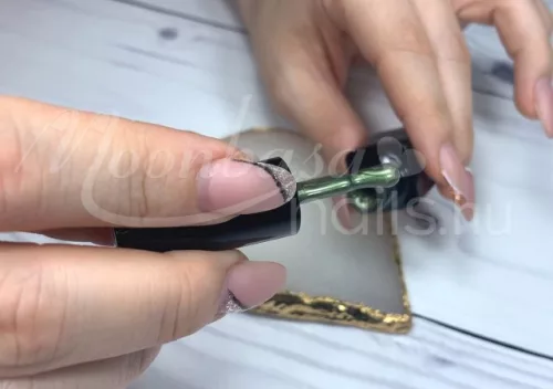 Lac gel acoperitor Tiger Eye 5ml #853 Verde