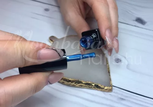 Lac gel Tiger Eye 5ml #817 Albastru intens