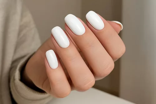 Lac gel fosforescent 5ml #649 Alb zăpadă