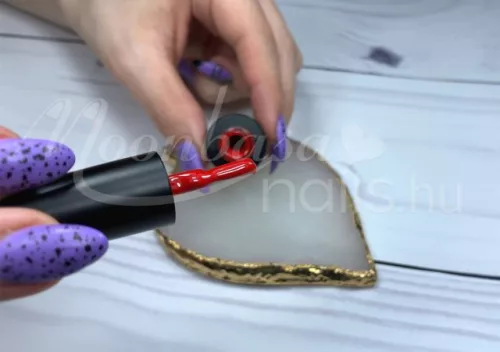 Lac gel in 3 pasi 4ml #012 Rosu Marilyn