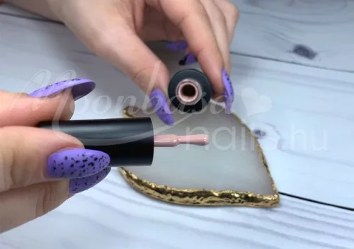 Lac gel in 3 pasi 4ml #030 Fifth Avenue