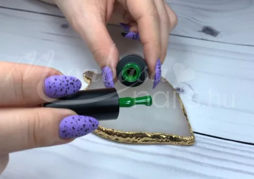 Lac gel in 3 pasi 4ml #075 Leaf green