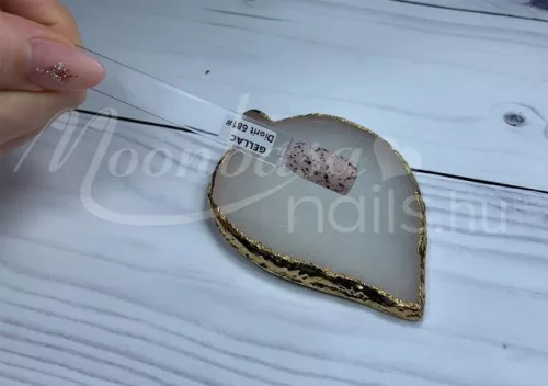 Lac gel Diorite 4ml #681 Perdita