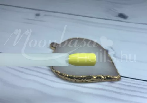 Lac gel in 3 pasi 4ml #157 Mimosa Yellow