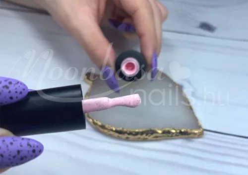 Lac gel in 3 pasi 4ml #160 Porcelain Pink