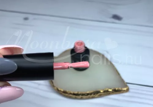 Lac gel in 3 pasi 4ml #197 Punch